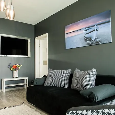 Diamond View Apartament Mamaja