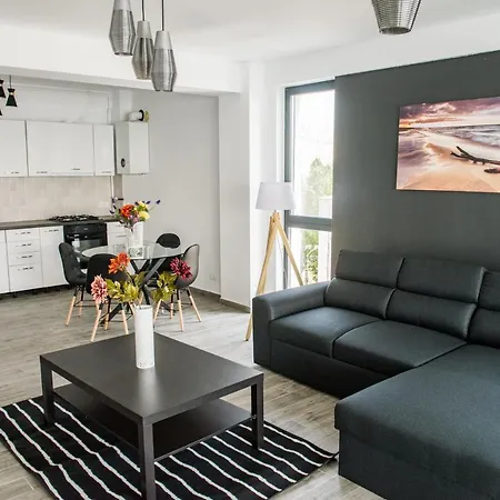 Diamond View * Mamaja