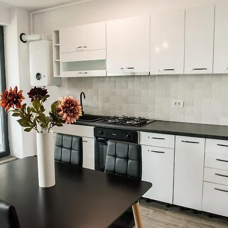 Diamond View Apartament Mamaja