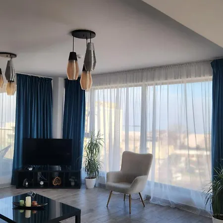 Diamond View